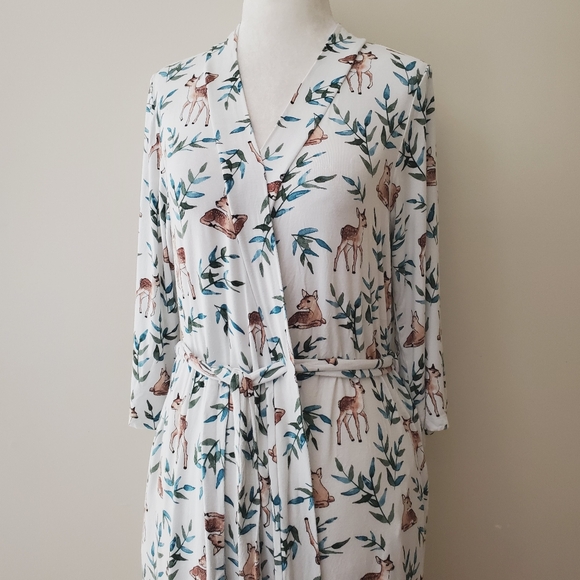 Milkmaid Goods Robe - Picture 13 of 16